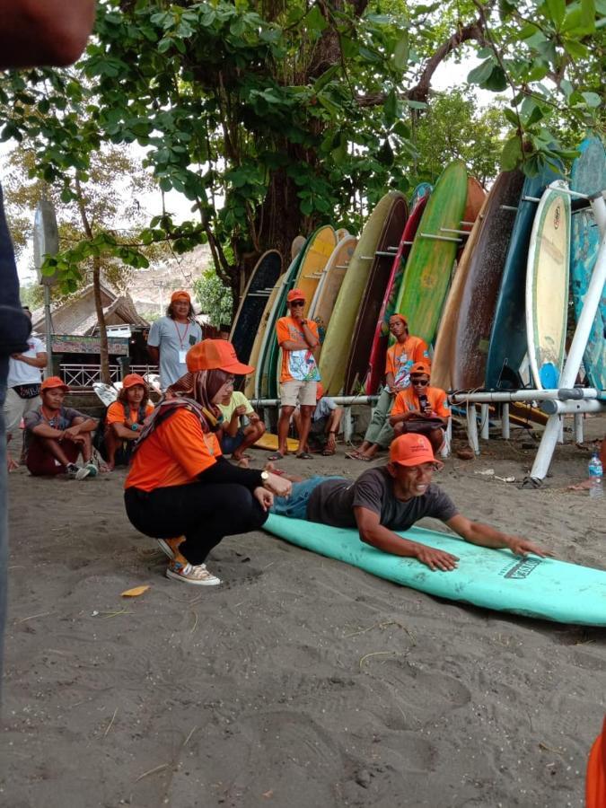 Panorama A La Plage Guest House Pananjung Exterior foto